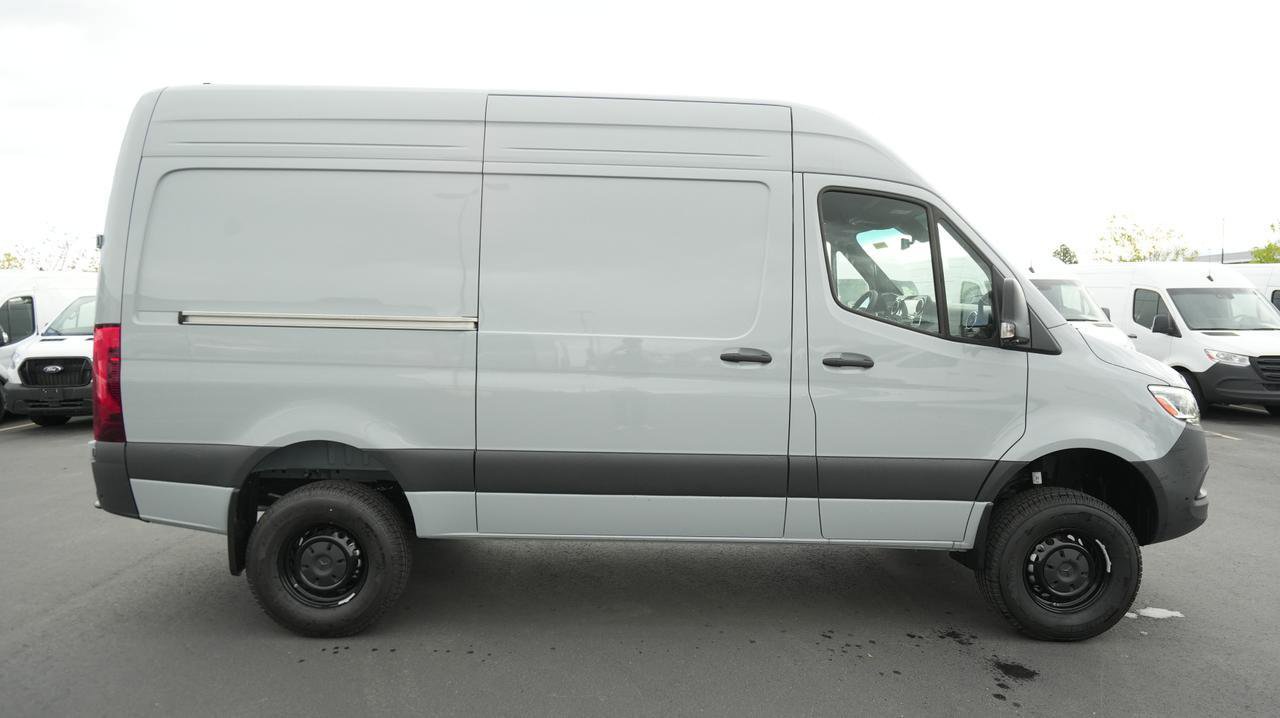 New 2025 Mercedes-Benz Sprinter 2500 image 7