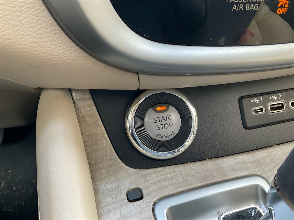 Used 2021 Nissan Murano SL w/ SL Moonroof Package image 26