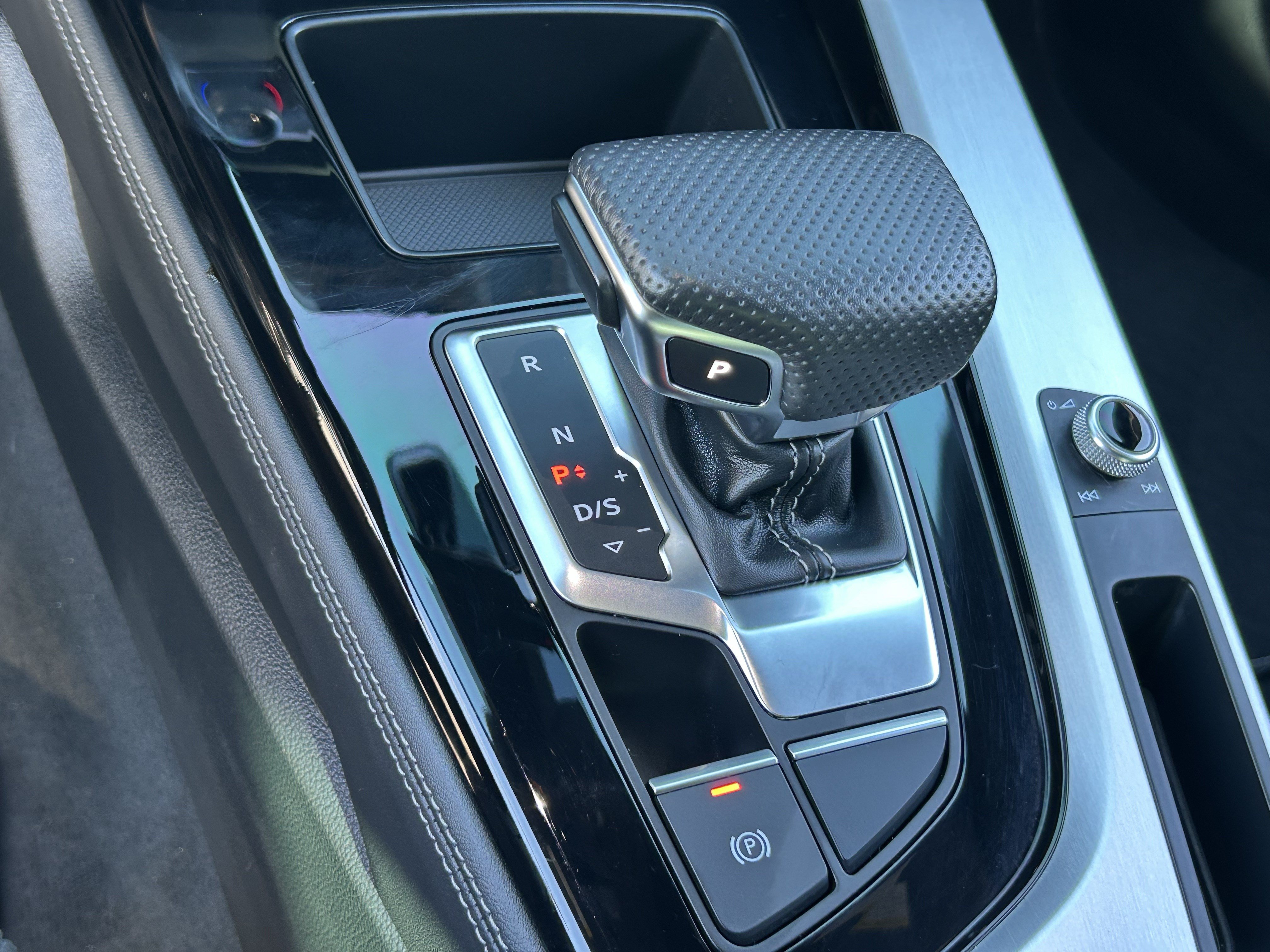 Used 2023 Audi A4 2.0T Premium Plus w/ Premium Plus Package AWD/4WD image 24