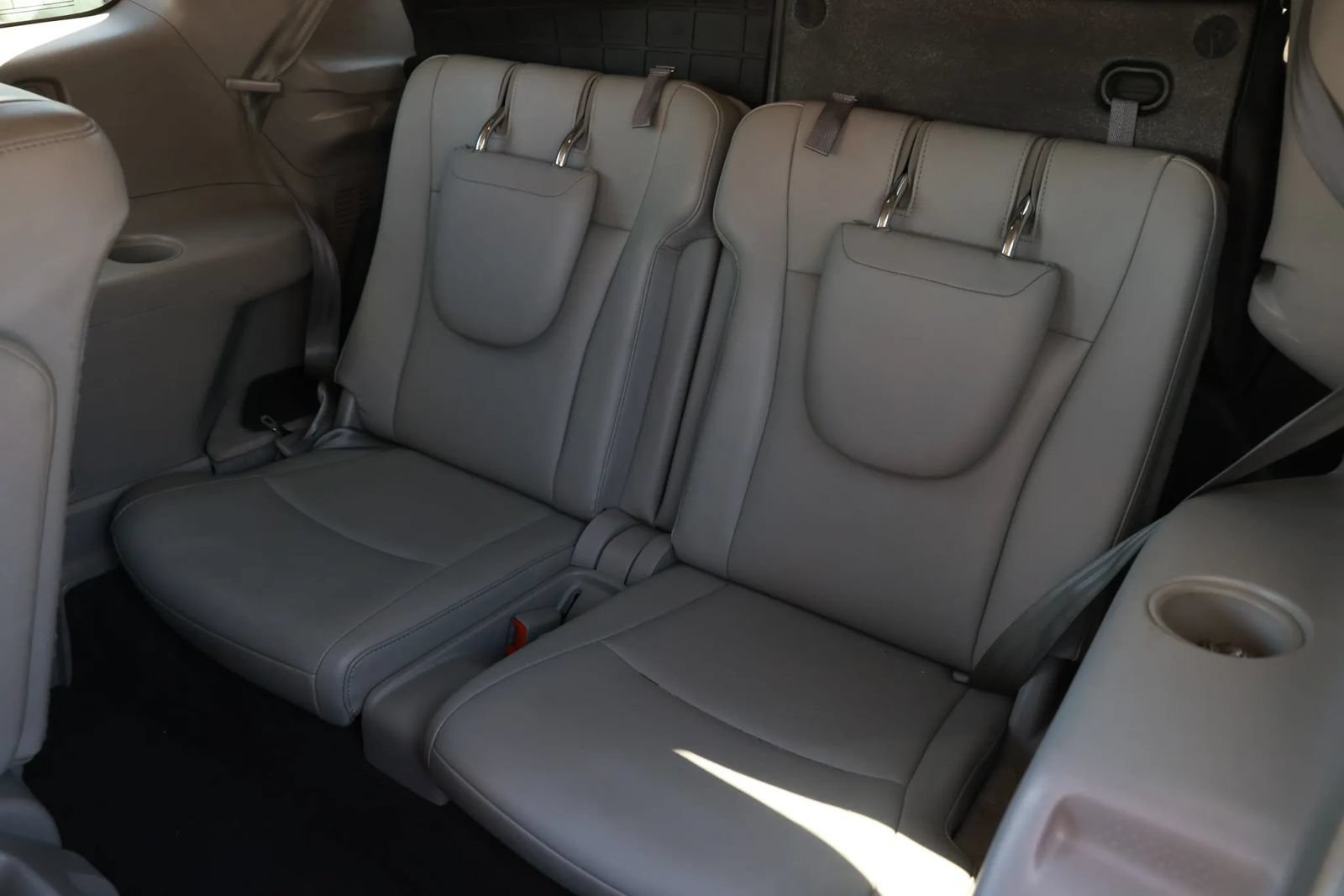 Used 2013 Toyota Highlander Limited AWD/4WD image 17