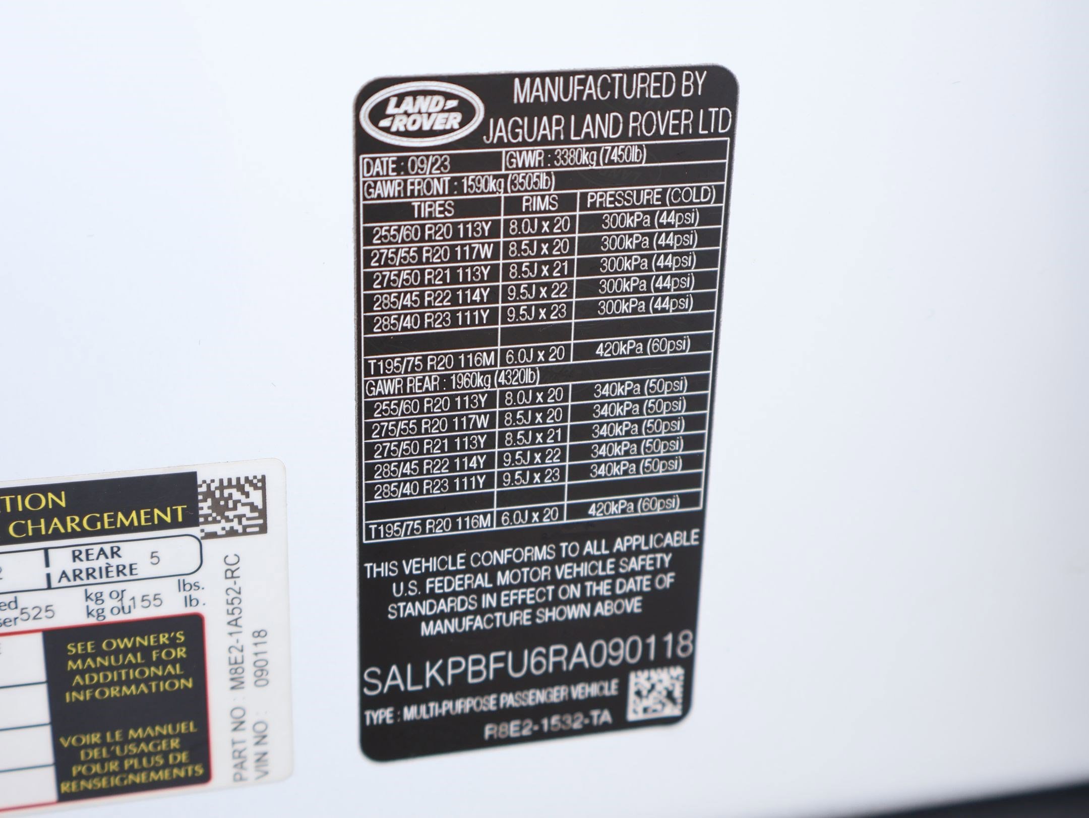 Certified 2024 Land Rover Range Rover Long Wheelbase SE image 34