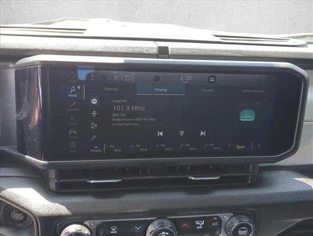 Used 2024 Jeep Gladiator Sport AWD/4WD image 21
