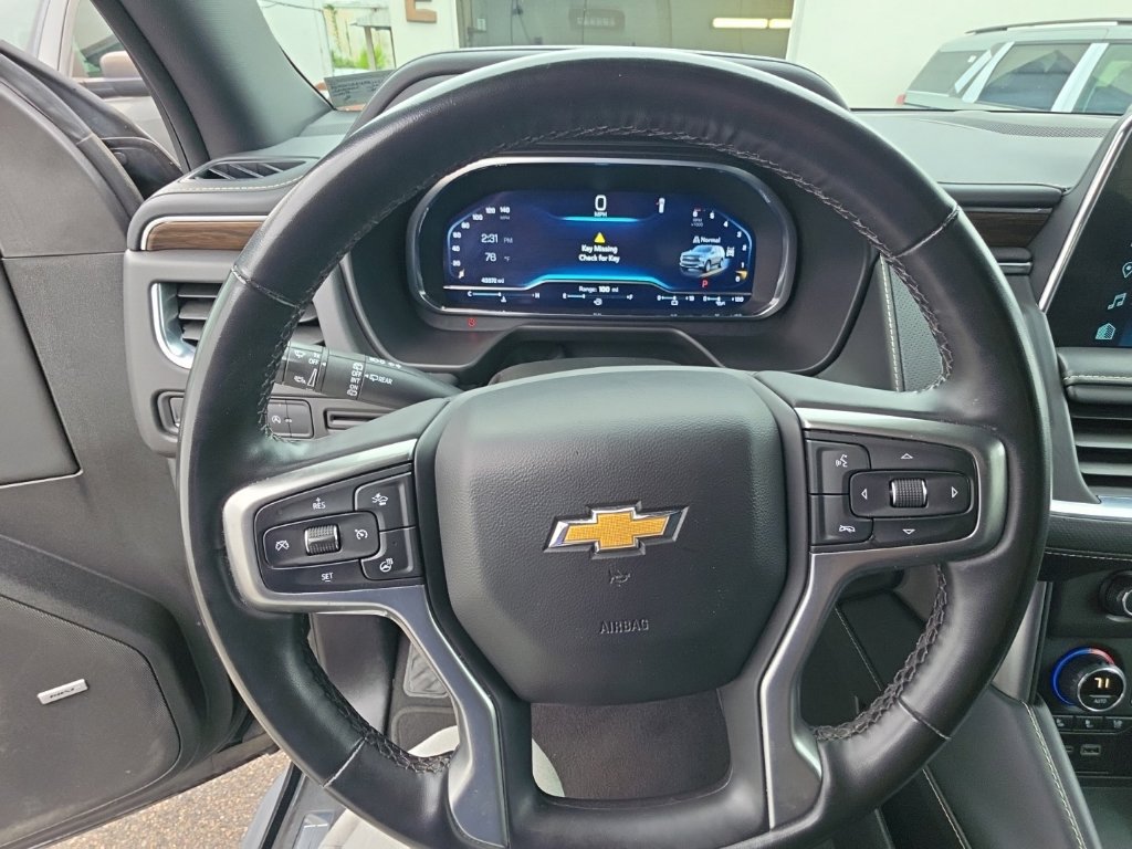 Used 2024 Chevrolet Tahoe Premier AWD/4WD image 13