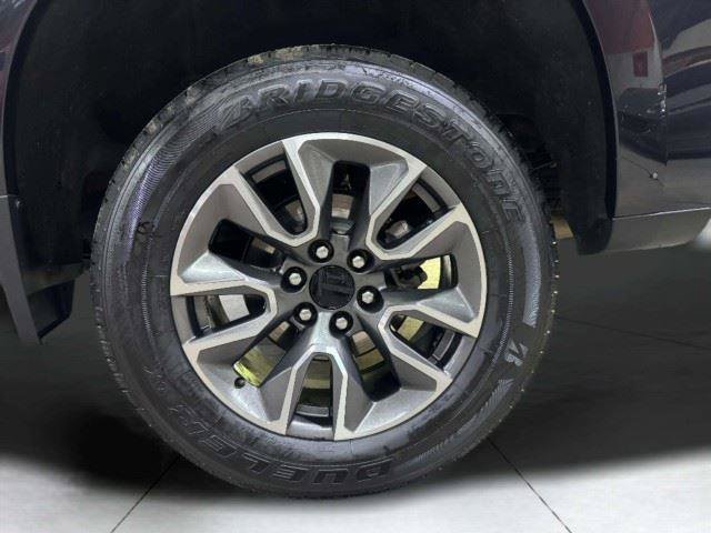 Used 2024 Chevrolet Silverado 1500 LT AWD/4WD image 56