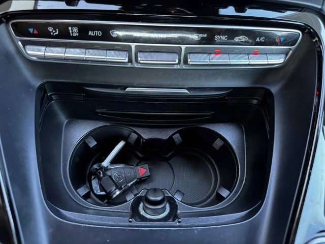 Used 2018 Mercedes-Benz AMG GT Roadster image 32