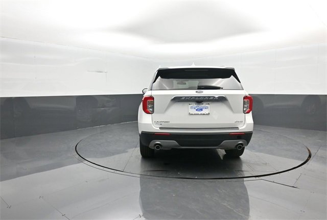 Used 2023 Ford Explorer Limited w/ Equipment Group 301A image 6