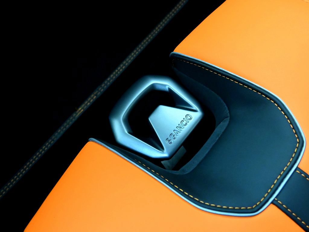 Used 2026 Lamborghini Revuelto AWD/4WD image 21