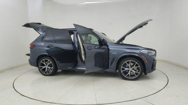 Used 2022 BMW X5 xDrive45e w/ M Sport Package image 73