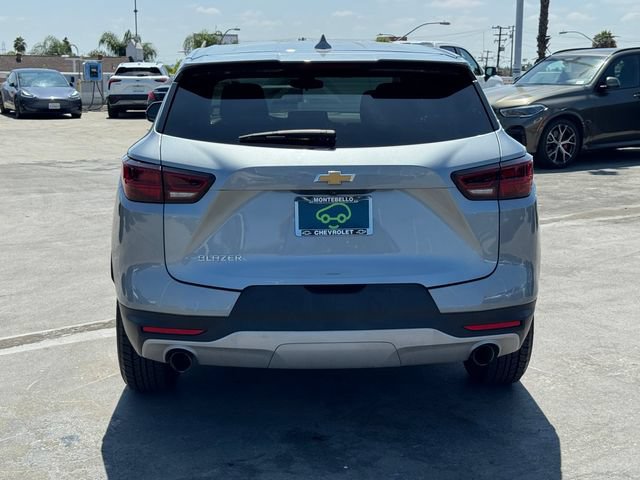 Certified 2025 Chevrolet Blazer LT FWD image 4