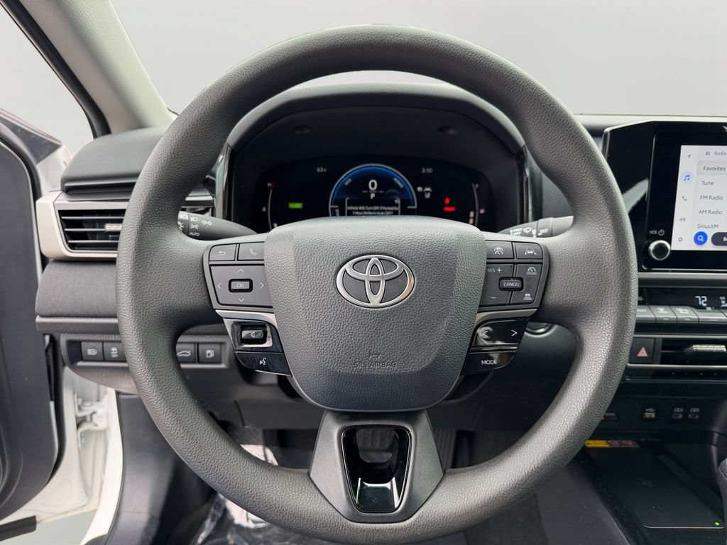 Used 2025 Toyota Camry LE FWD image 19