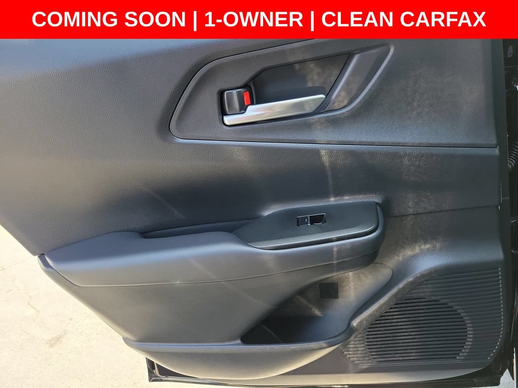 Used 2026 Toyota Prius Plug-In Hybrid FWD image 19