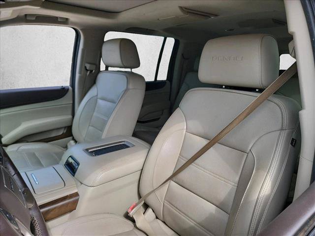 Used 2018 GMC Yukon XL Denali w/ Open Road Package RWD image 13
