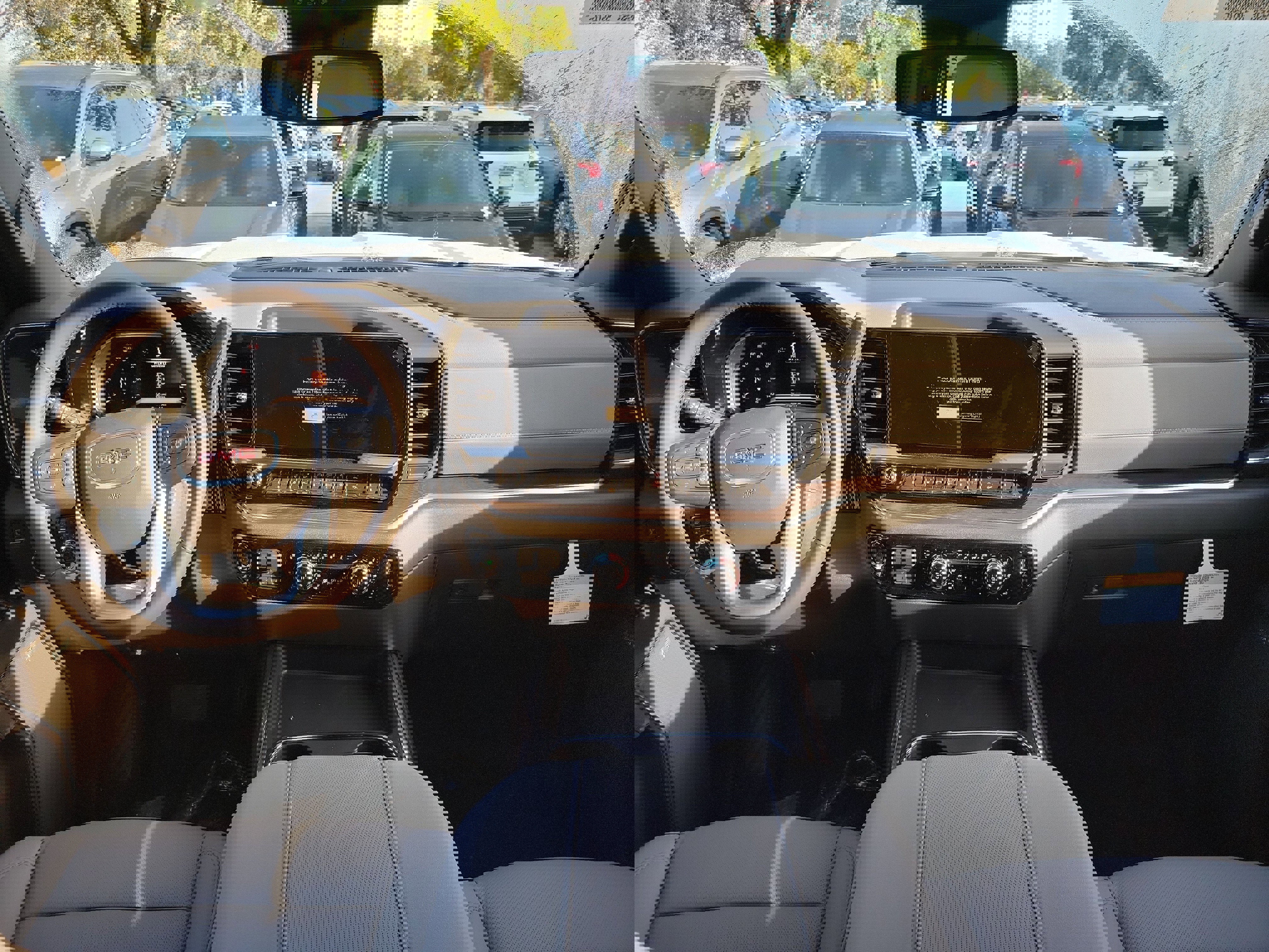 New 2026 GMC Sierra 2500 SLT w/ SLT Premium Package image 6