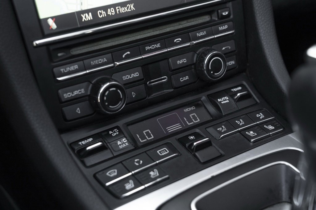 Used 2013 Porsche 911 Carrera image 24