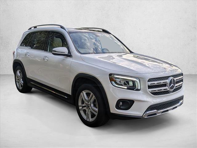 Used 2021 Mercedes-Benz GLB 250 4MATIC image 3
