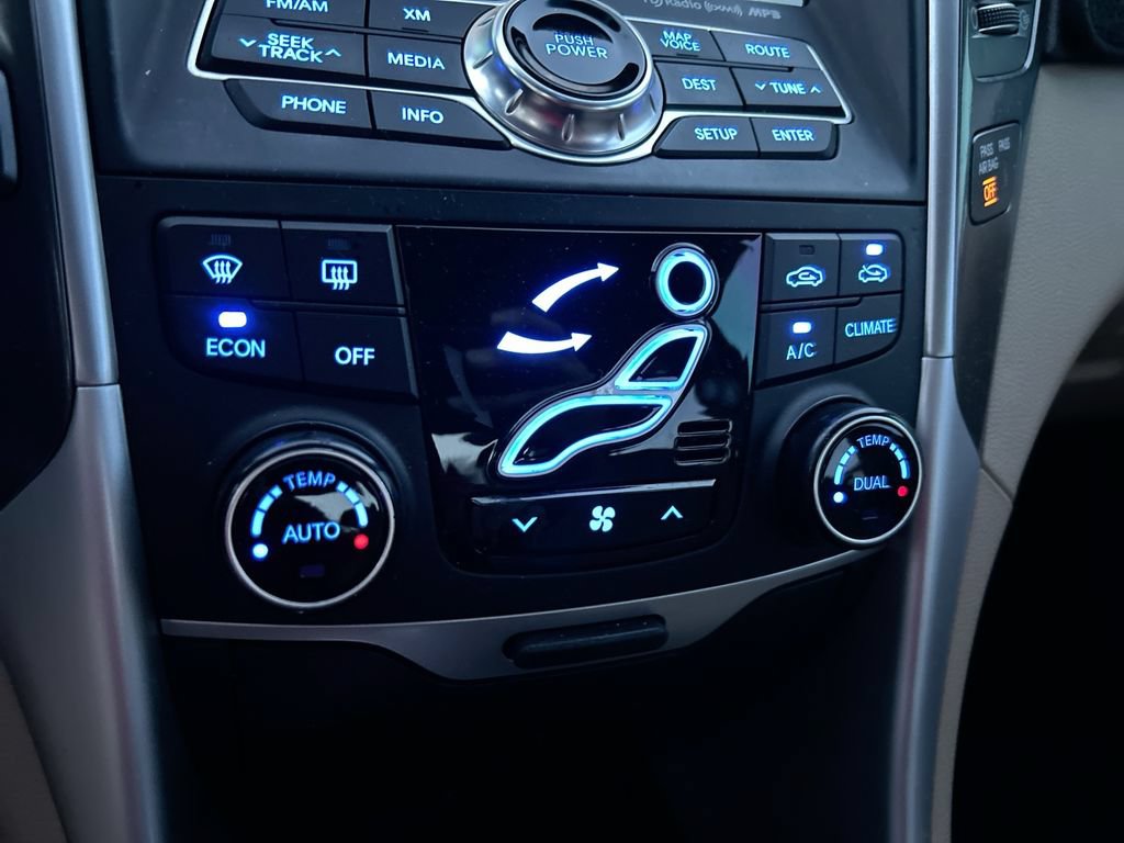 Used 2013 Hyundai Sonata Limited FWD image 26
