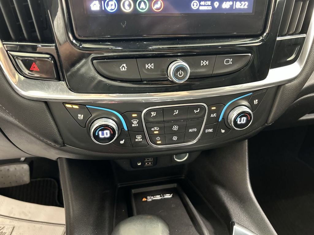 Used 2023 Chevrolet Traverse High Country w/ LPO, Floor Liner Package AWD/4WD image 16