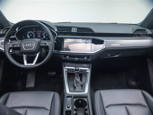Used 2024 Audi Q3 2.0T Premium Plus w/ Premium Plus Package AWD/4WD image 19