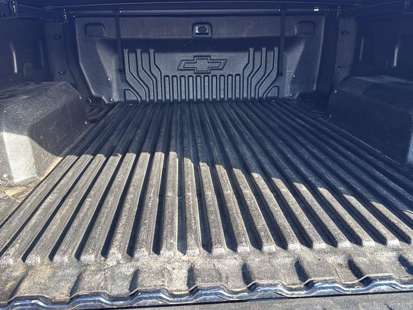 Used 2019 Chevrolet Silverado 1500 LT w/ All-Star Edition AWD/4WD image 21