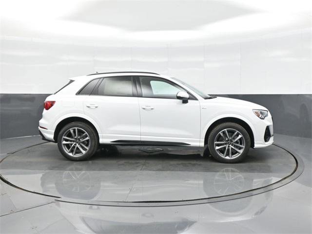 New 2025 Audi Q3 2.0T Premium image 8