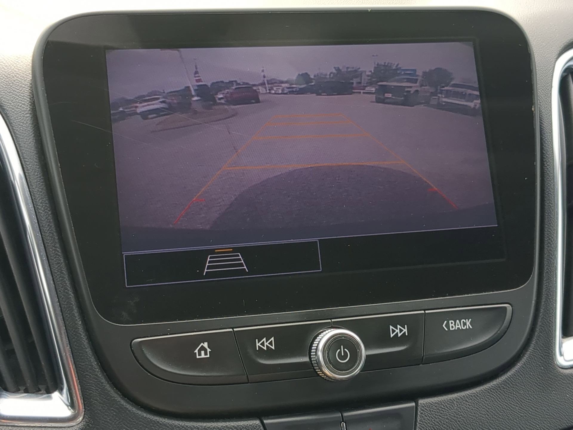 Used 2021 Chevrolet Malibu LT FWD image 15