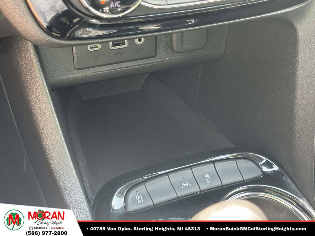 Certified 2022 Buick Encore GX Essence FWD image 27