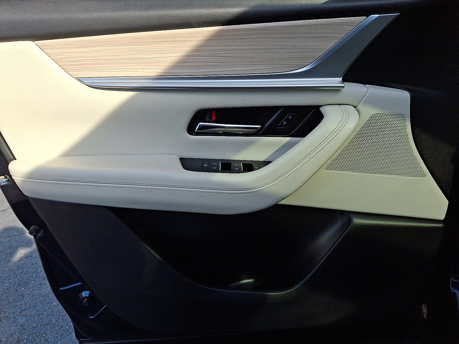 Used 2024 MAZDA CX-90 3.3 Turbo w/ Premium Plus Pkg image 12