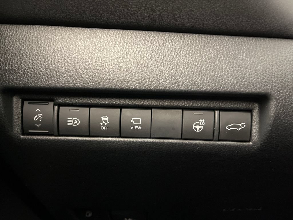 Certified 2024 Toyota Venza Limited AWD/4WD image 28