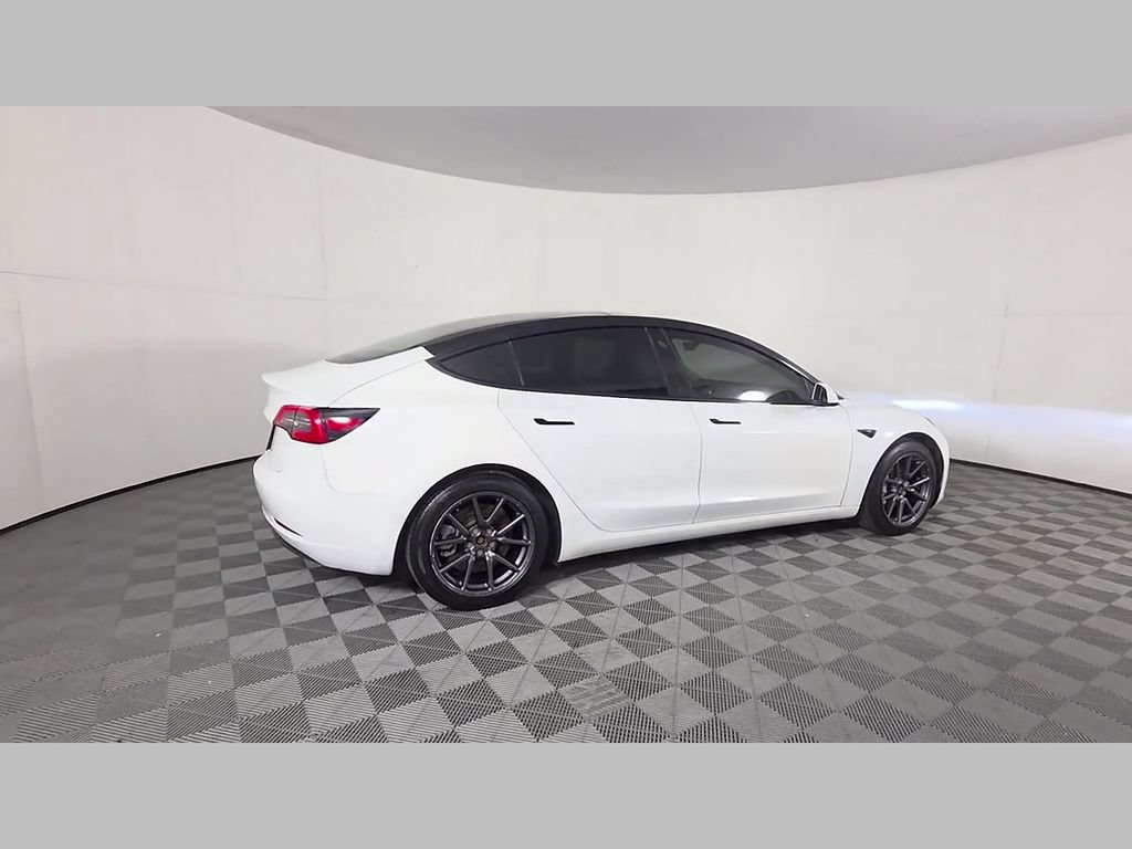 Used 2020 Tesla Model 3 Standard Range Plus RWD image 38