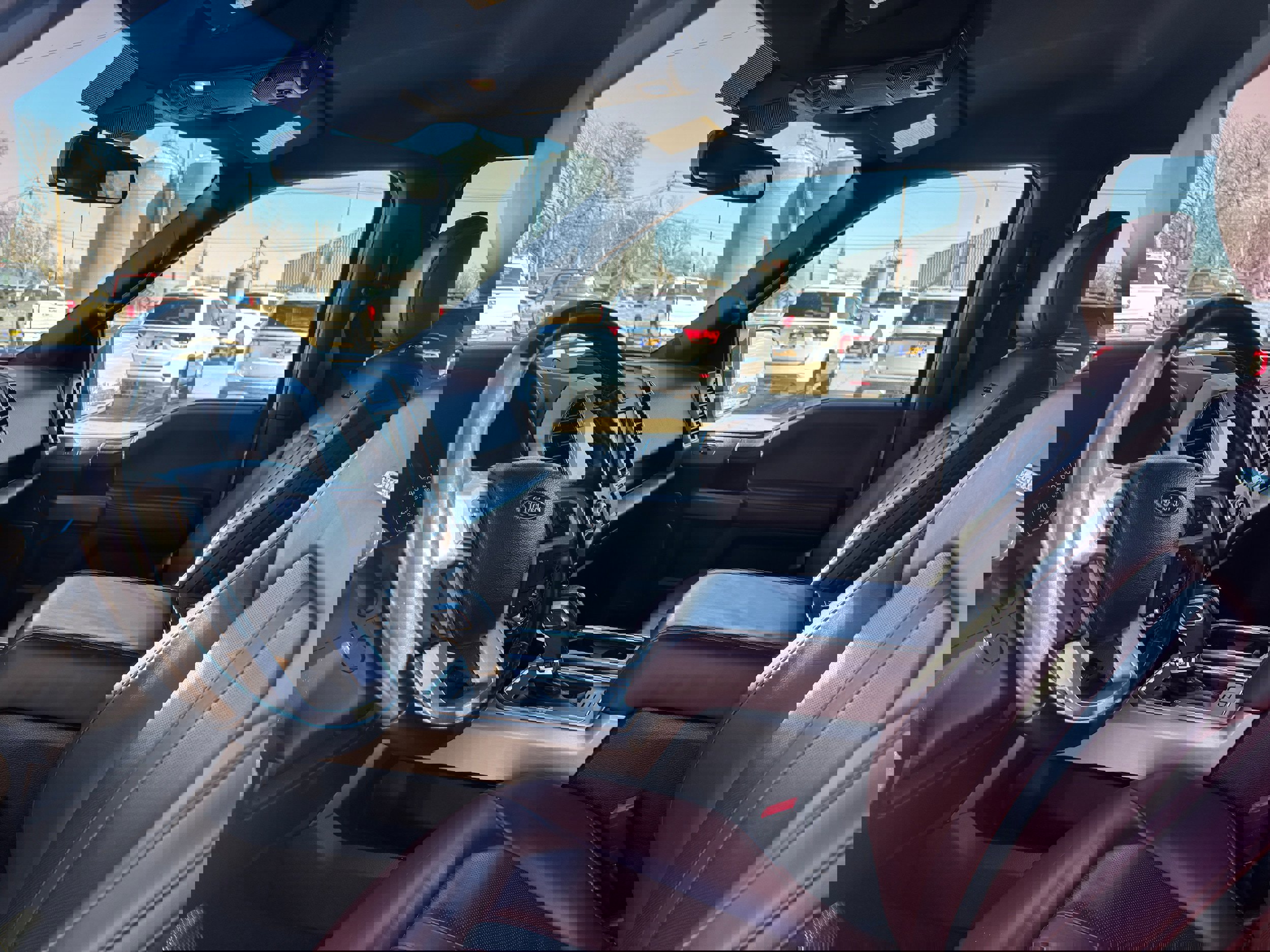 Used 2020 Ford F150 Platinum w/ Equipment Group 701A Luxury image 10