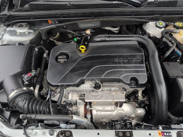 Used 2023 Chevrolet Malibu LT FWD image 41