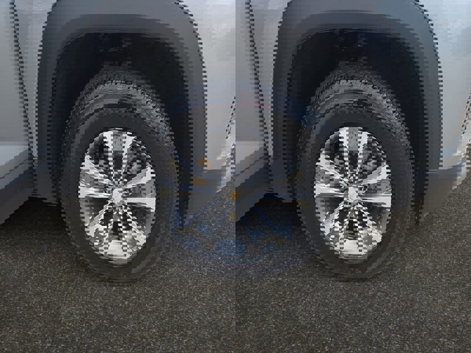 Used 2026 Chevrolet Equinox LT image 14