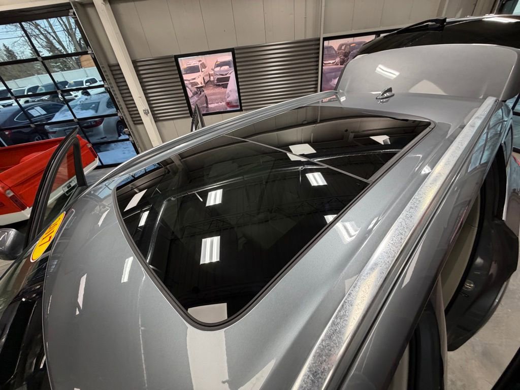 Used 2017 Volvo XC90 T6 Inscription w/ Vision Package image 12