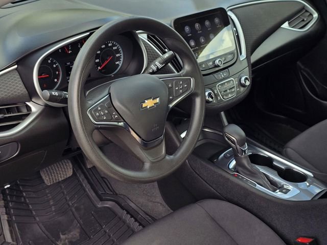 Used 2024 Chevrolet Malibu LT image 14