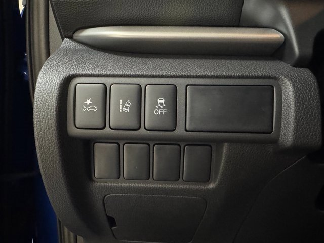 New 2025 Mitsubishi Eclipse Cross LE image 10