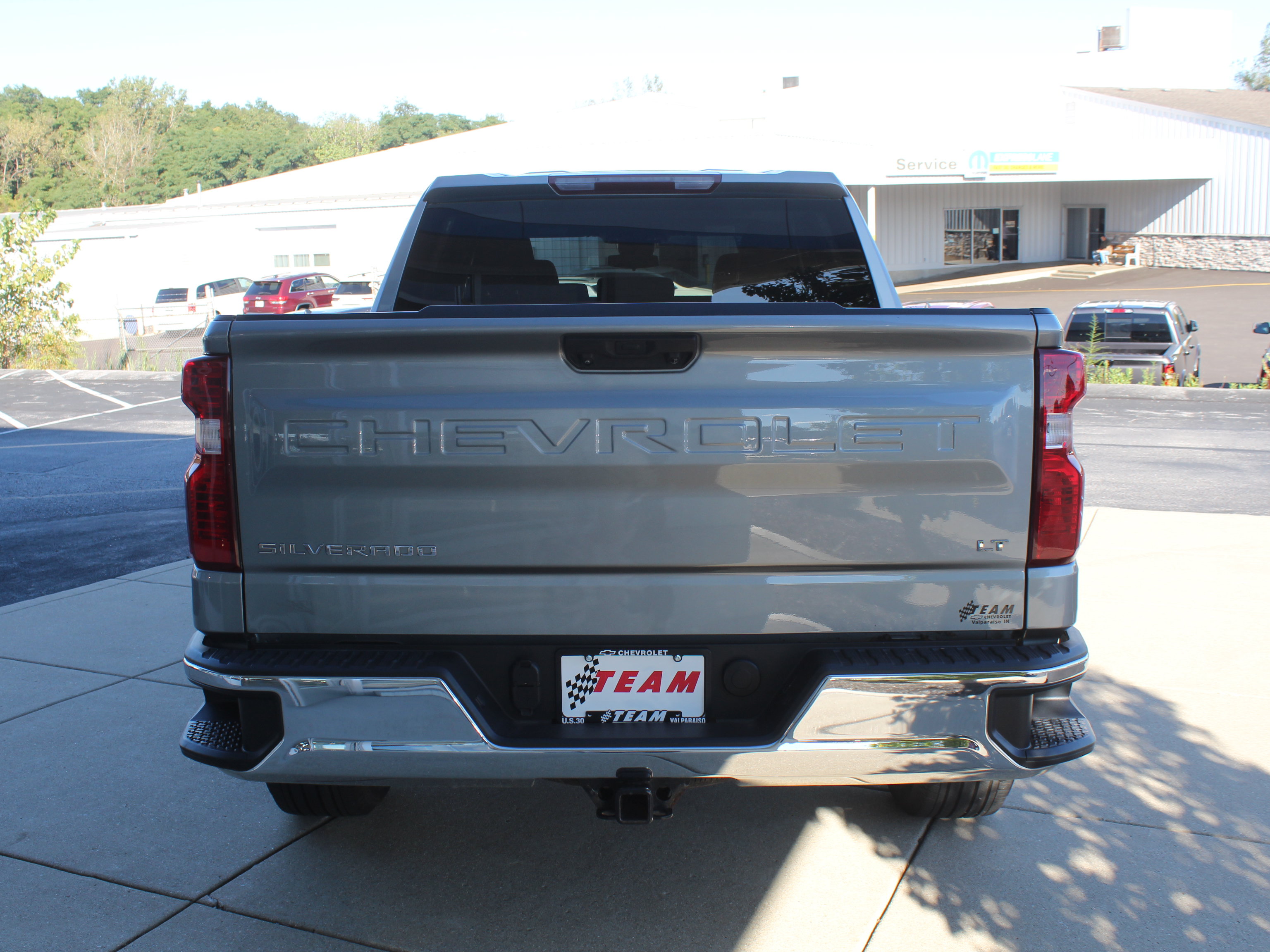 Used 2023 Chevrolet Silverado 1500 LT AWD/4WD image 7
