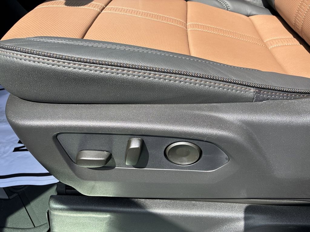 New 2026 Chevrolet Silverado 1500 High Country w/ High Country Premium Package image 12