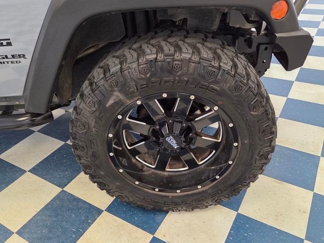 Used 2015 Jeep Wrangler Unlimited Sport w/ Quick Order Package 24S AWD/4WD image 9