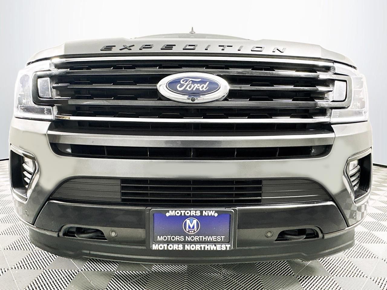 Used 2020 Ford Expedition Limited w/ Equipment Group 303A image 3
