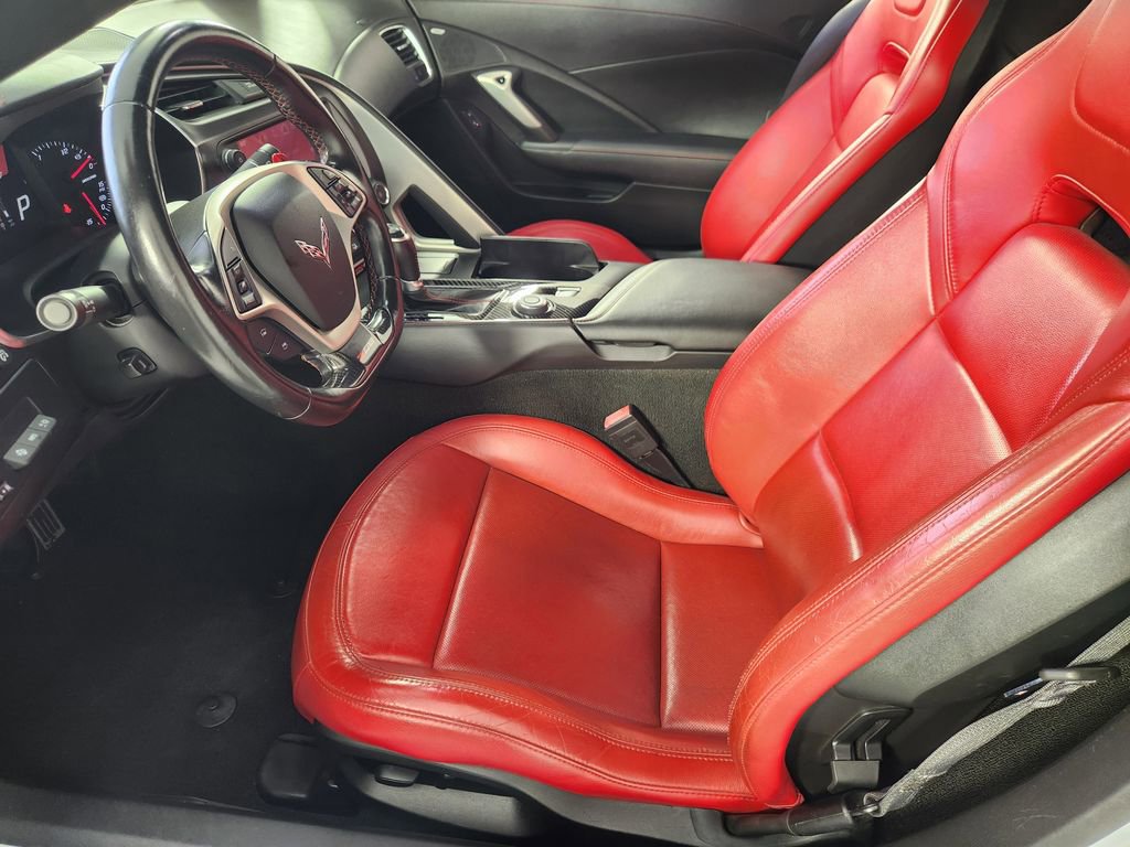 Used 2018 Chevrolet Corvette Z06 RWD image 14
