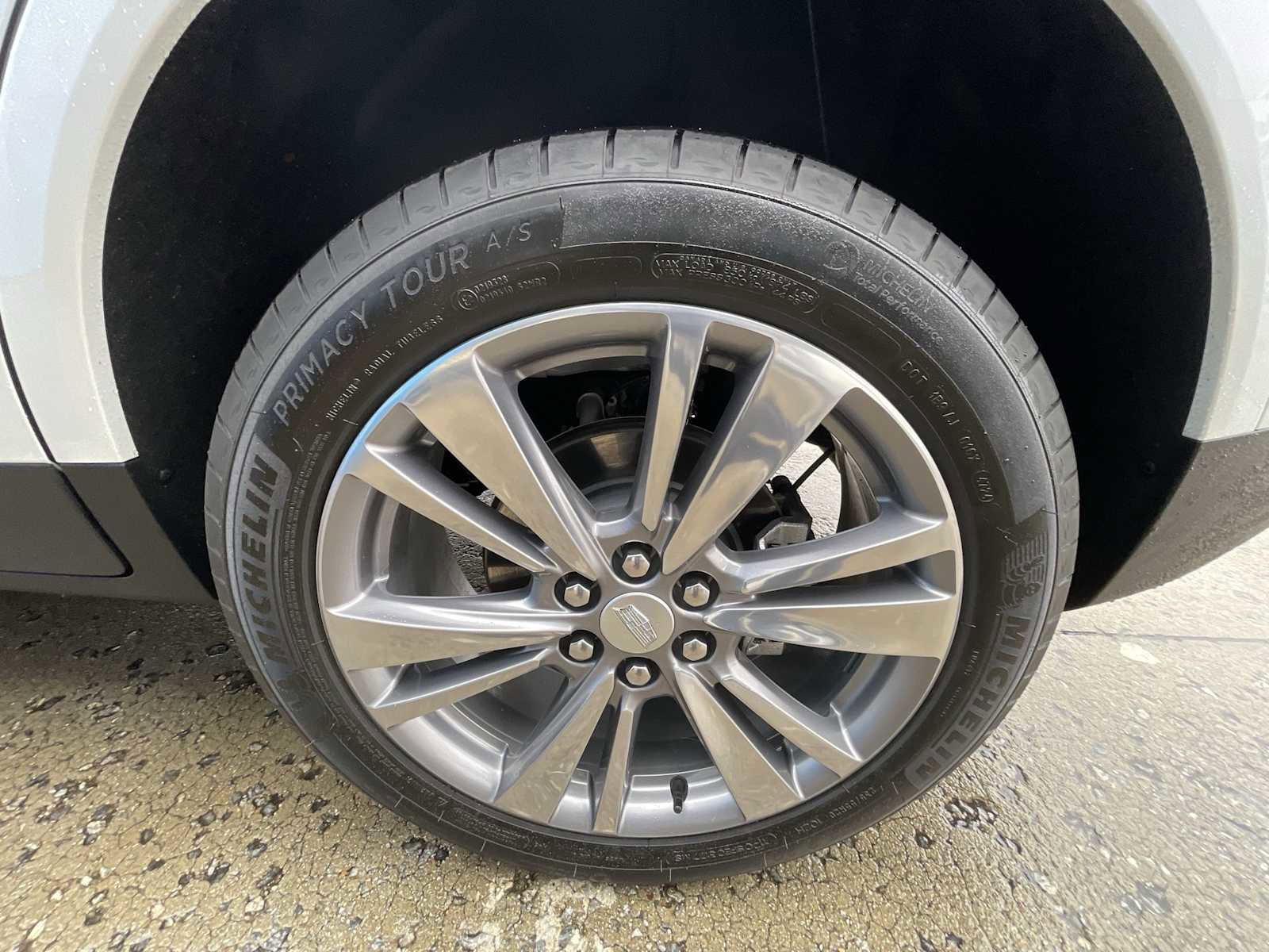 Used 2025 Cadillac XT5 Premium Luxury image 34