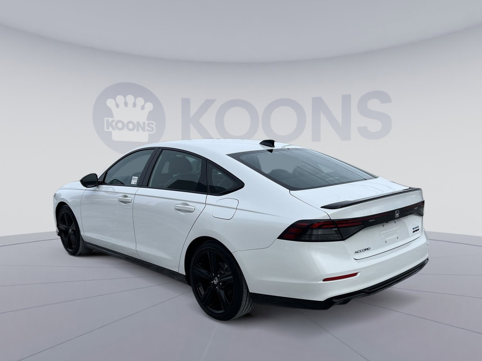 Used 2023 Honda Accord Sport image 4