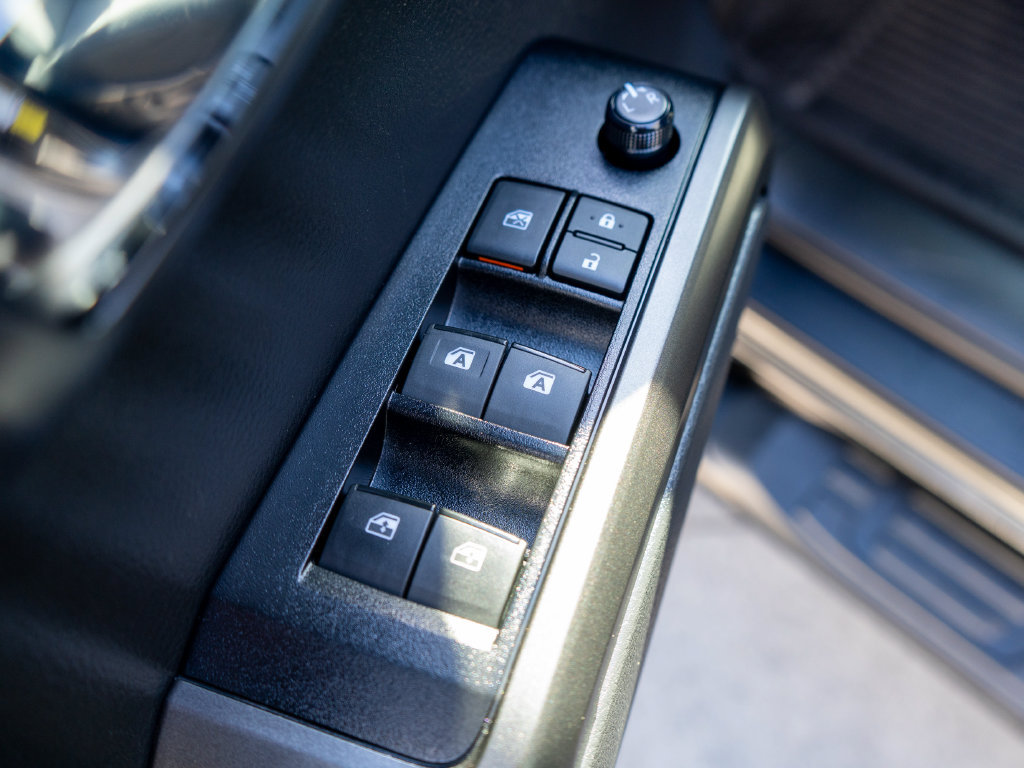 Used 2022 Toyota Tacoma TRD Off-Road AWD/4WD image 16