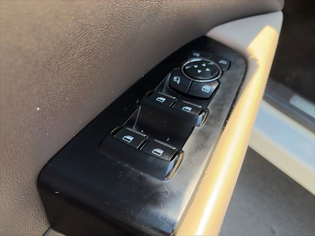 Used 2022 Lincoln Nautilus Reserve w/ Equipment Group 202A image 11