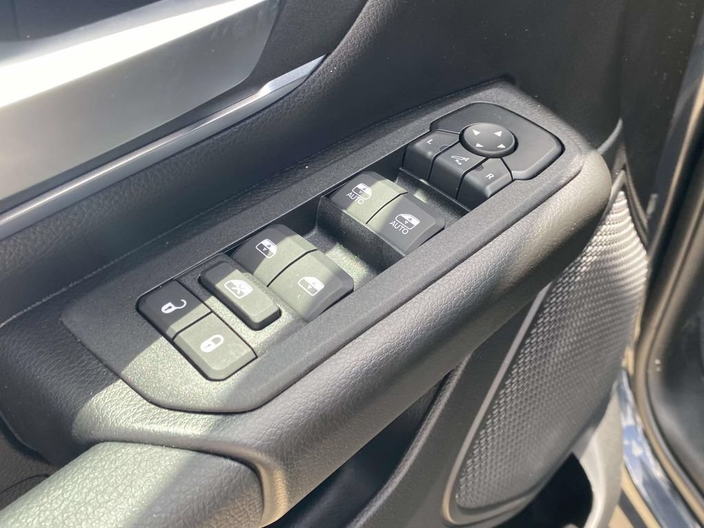 New 2026 RAM 1500 Big Horn AWD/4WD image 15