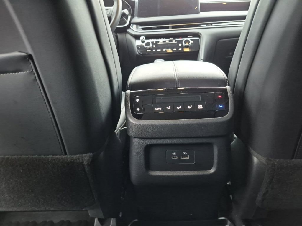 Used 2025 INFINITI QX60 Pure FWD image 14