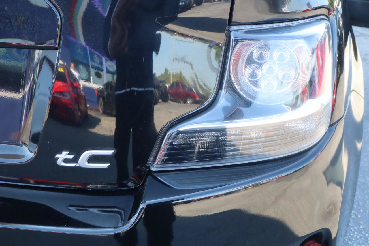 Used 2016 Scion tC FWD image 31