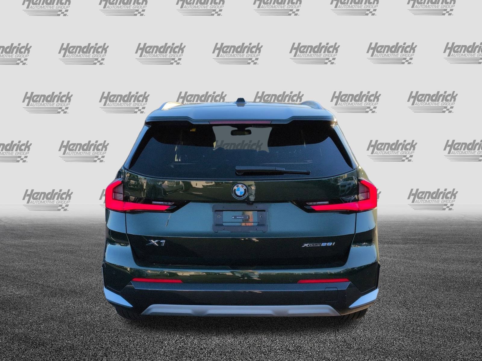 Used 2025 BMW X1 xDrive28i image 9