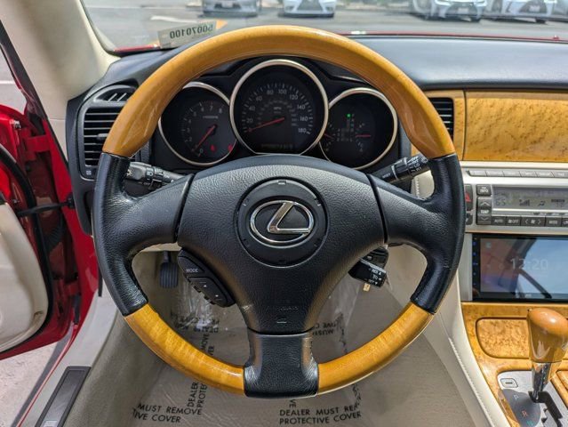 Used 2005 Lexus SC 430 Convertible image 18