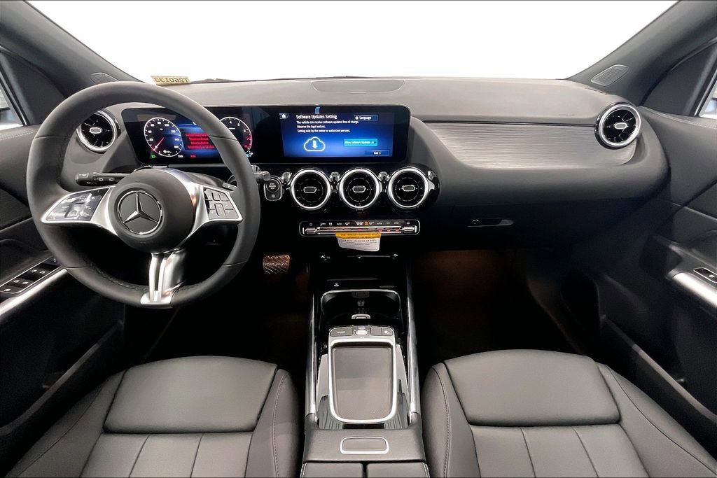 New 2026 Mercedes-Benz GLA 250 4MATIC image 24